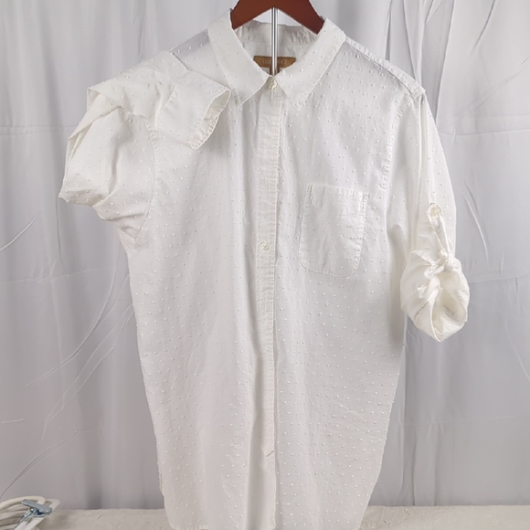 Ellen Tracy Tops - Ellen Tracy White Textured Casual Shirt